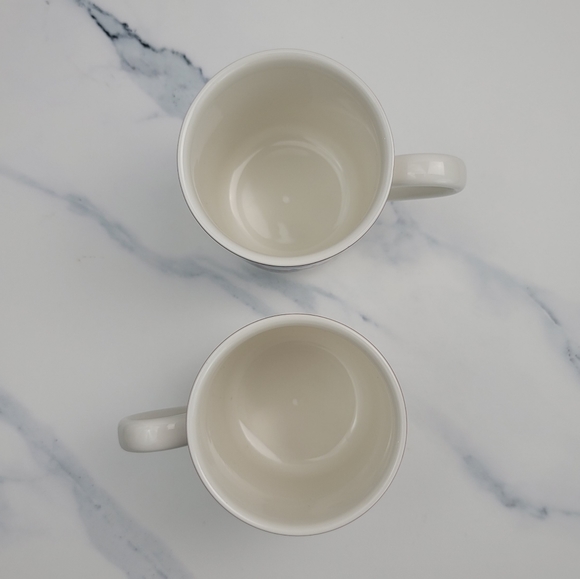 (2) Villeroy & Boch NAIF CHRISTMAS Cups - Picture 8 of 16